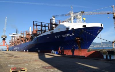 El buque Evi Nicola atraca en Astillero San Enrique para asistencia mecánica